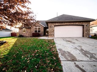 143 S Carlisle Dr, Nixa, MO 65714