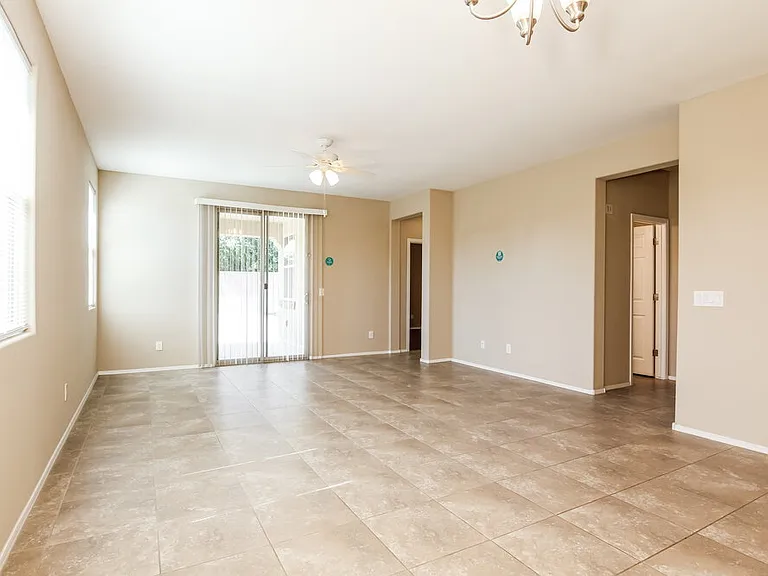 12164 W Superior Ave — Photo 6