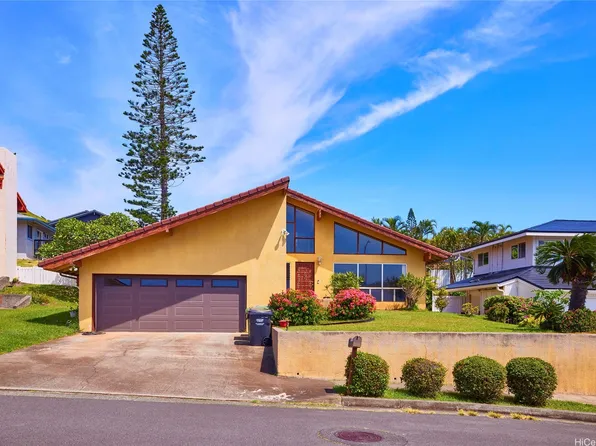 1056 Kalihiwai Pl, Honolulu, HI 96825