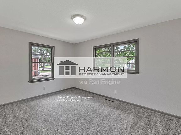 5th image of 8302 E Gilbert St