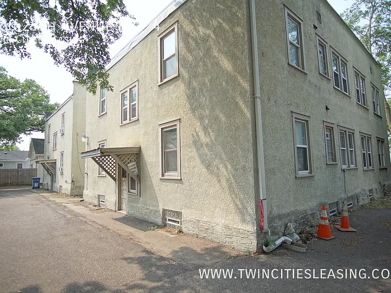 960 29th Ave NE #4 — Photo 13
