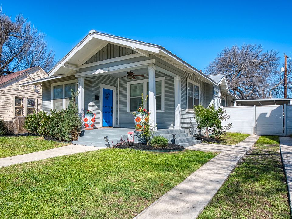 1st image of 355 E Craig Pl