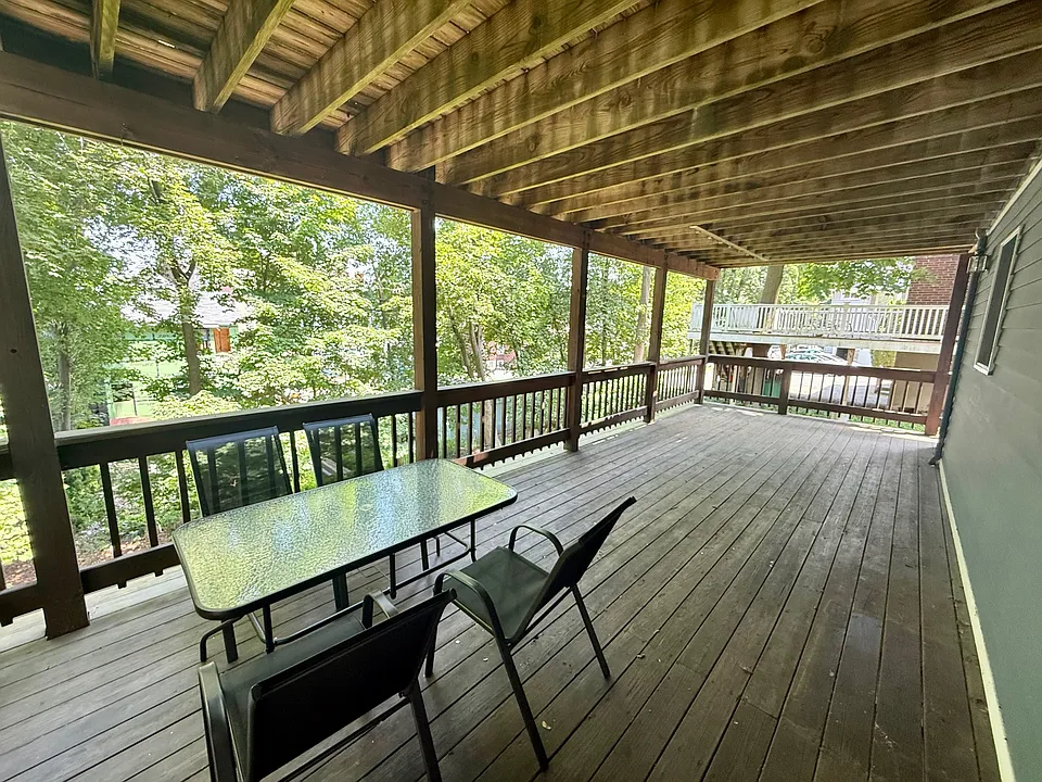 39 Newtonville Ave #2