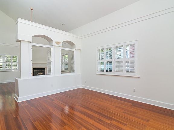 5th image of 2702 Chambray Ln