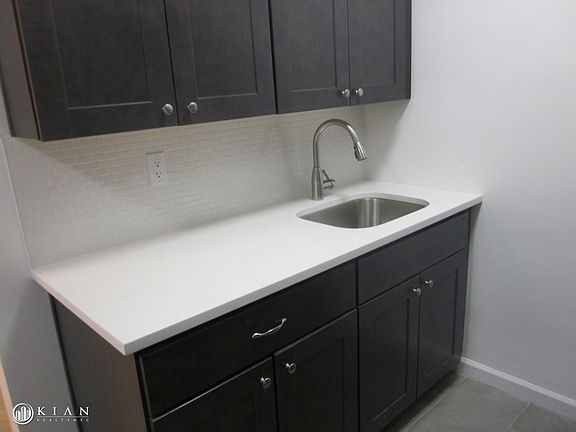 5th image of 6509 99th St APT 3A