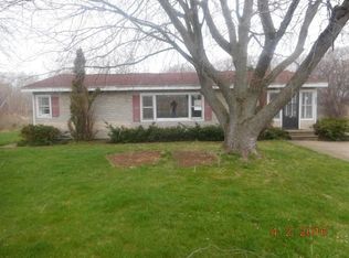 2702 Lattin Rd, Albion, NY 14411