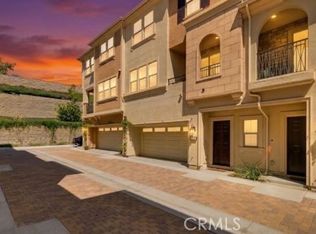606 White Oaks, Lake Forest, CA 92610
