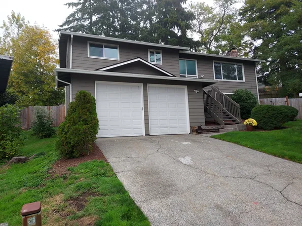 12416 SE 211th Pl, Kent, WA 98031