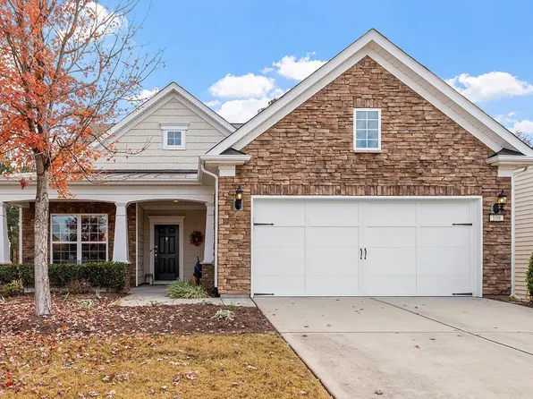 108 Arvind Oaks Cir, Cary, NC 27519