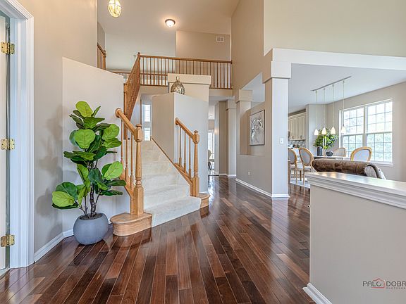 3rd image of 775 Lipizzan Ln