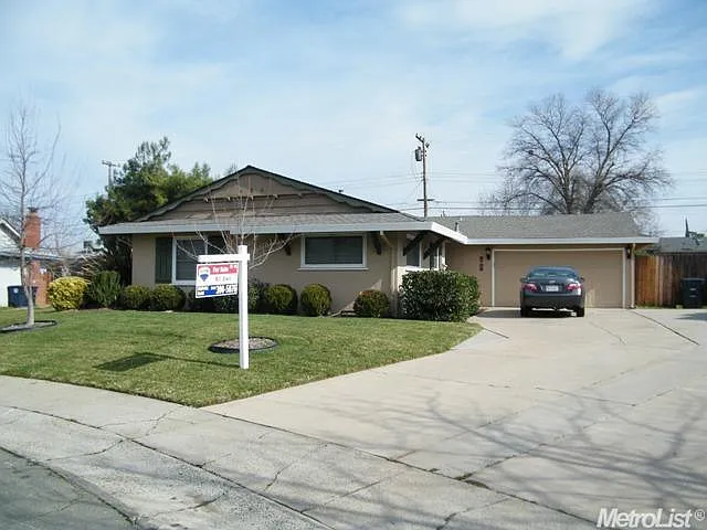 6705 Starling Ct photo 1