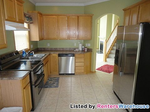 3rd image of 10935 Nassau Cir NE
