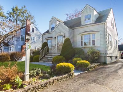 771 High Street, Fairfield, CT, 06824