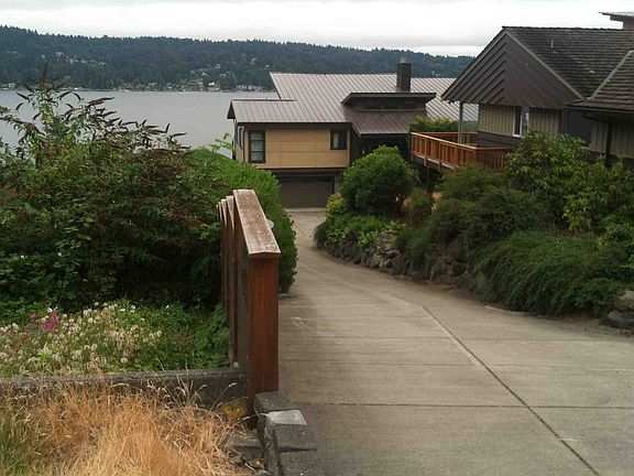 2nd image of 12718 42nd Ave NE