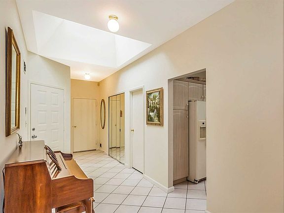 2nd image of 419 N Midland Pond Ct