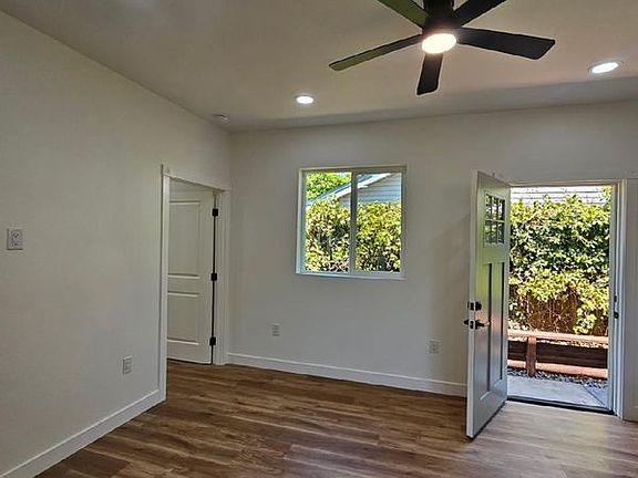 3rd image of 101 Randall Ave #B