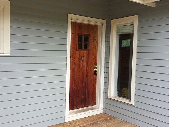 4th image of 480 W Cleburn St
