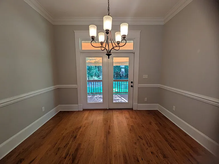 124 Pepperdine Ct — Photo 5
