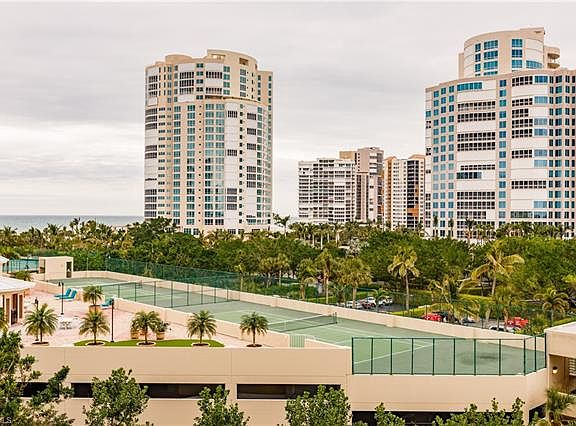 5th image of 4031 Gulf Shore Blvd N #6D