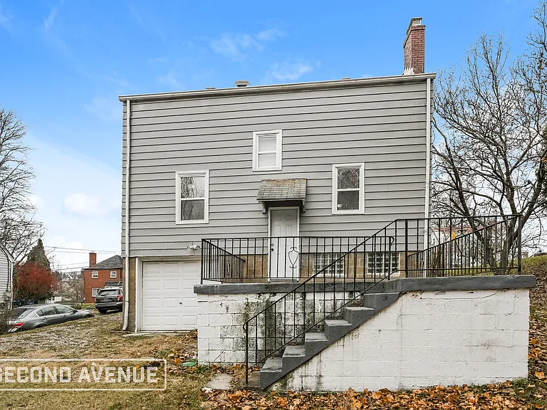 154 Collins Dr — Photo 18