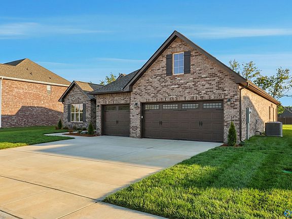 2nd image of 150 Bramble Creek Dr