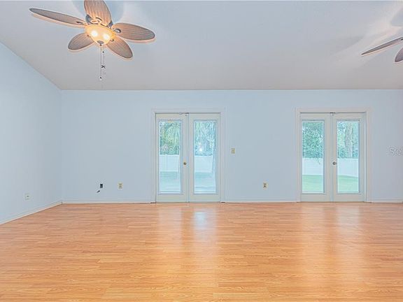 5th image of 930 Wood Site Dr