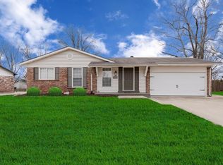 1659 Matlock Dr, Florissant, MO 63031