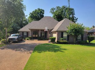 103 Bear Creek Cir, Canton, MS