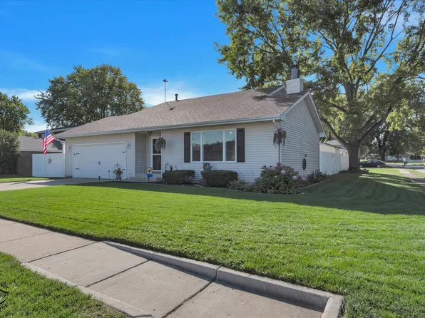 498 Kathy Dr, Bourbonnais, IL 60914
