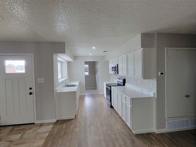 5204 Redwater Dr, Arlington, TX, 76018