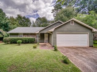 9340 Wood Knoll Ln, Jonesboro, GA 30238