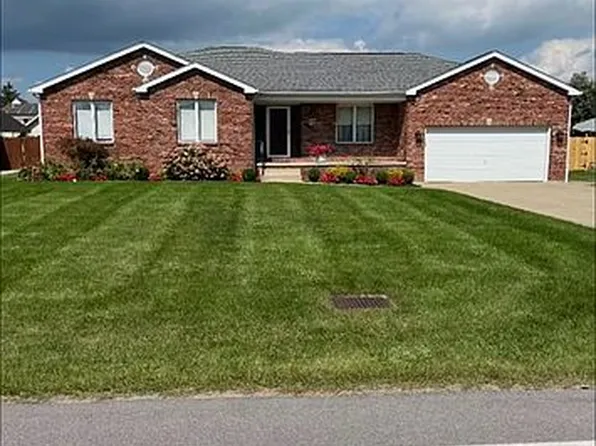 8100 Cherry Ln, Niagara Falls, NY 14304