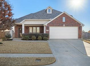 1200 Inglewood Dr, Mansfield, TX 76063