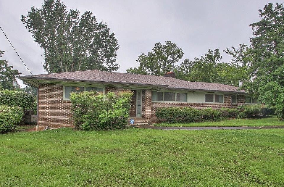 1st image of 814 Belmont Ave