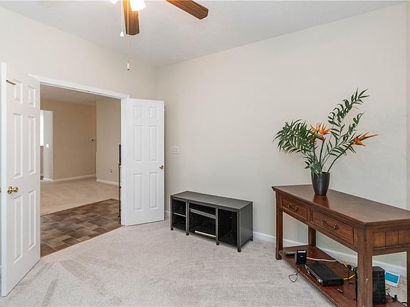 4th image of 10609 Pine Valley Path #31