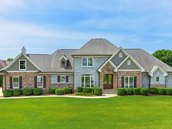218 Scrapeshin Trl, Ringgold, GA 30736