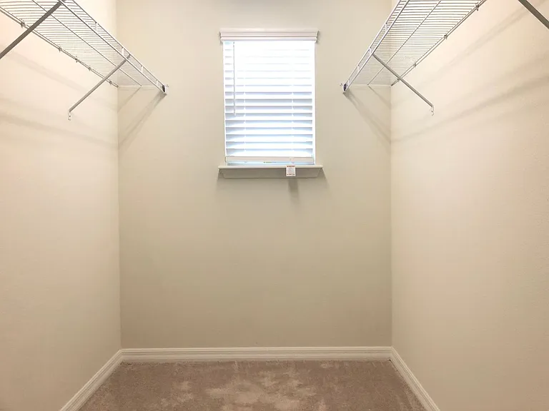 2674 Mead Ave — Photo 49