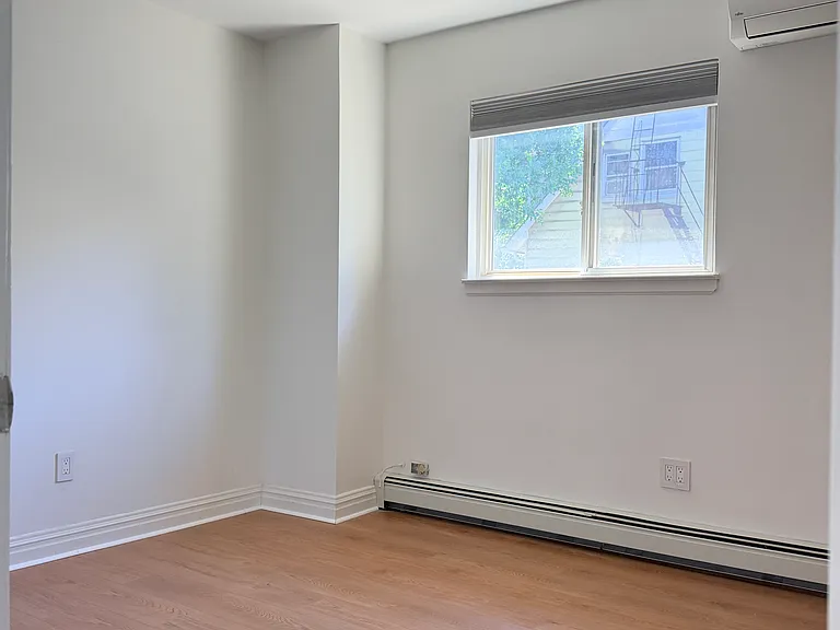 4640 Union St #2 — Photo 8