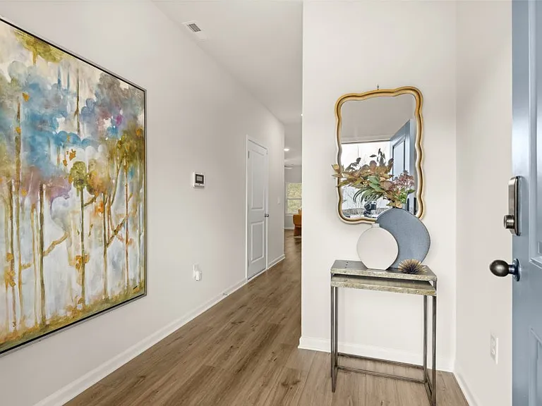 4270 Notting Hill Dr SW — Photo 8