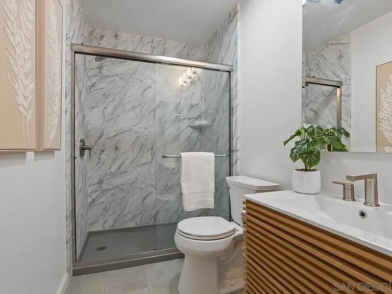 909 Sutter St #105 — Photo 22