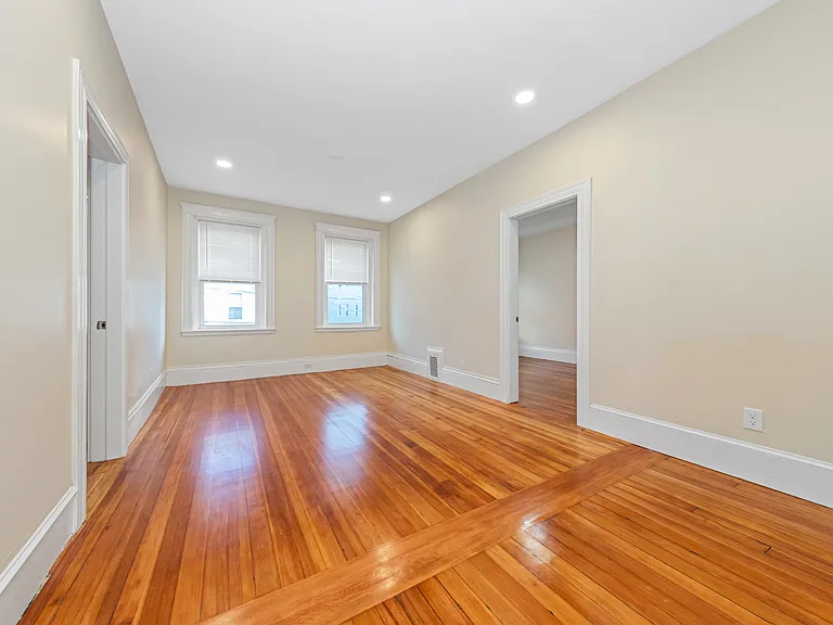 44 Brackett St #2D — Photo 17