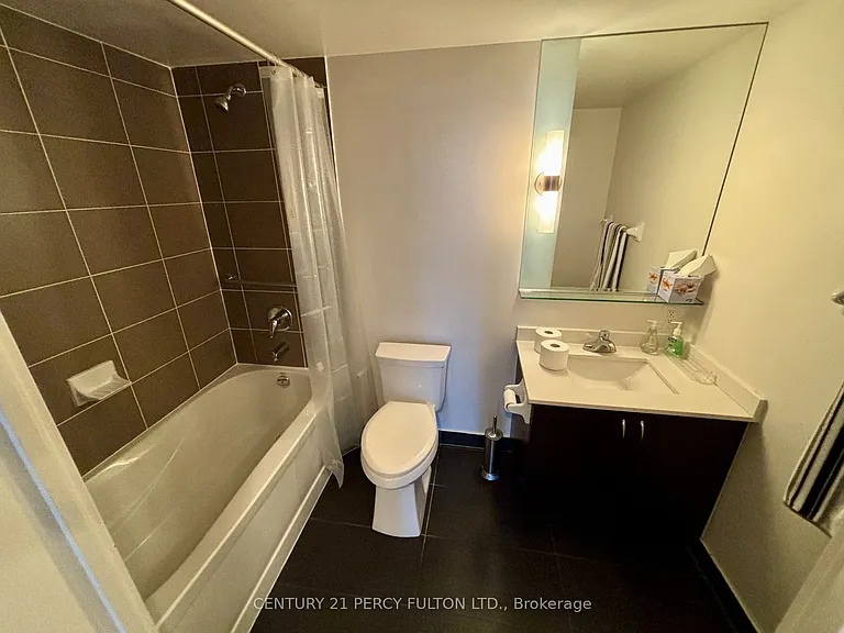 320 Richmond St E #1515 — Photo 12