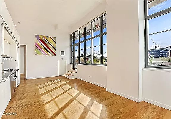 2nd image of 2728 Thomson Ave Unit 622