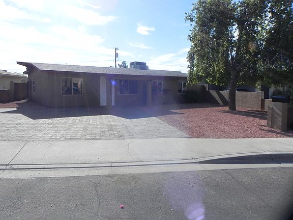3rd image of 15629 N Hollyhock St