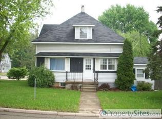 301 E State St, Black Creek, WI 54106