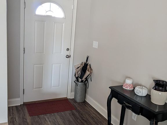 2nd image of 312 Gibson Cir