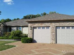 43058 Utica Rd, Sterling Heights, MI 48314