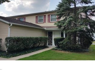 3425 Beaver Trl, Aurora, OH 44202