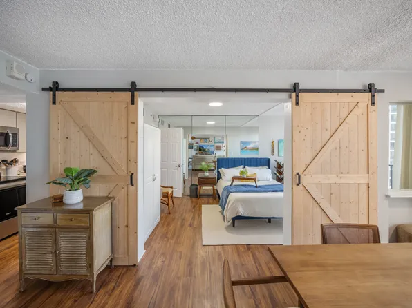 250 Ohua Ave #Penthouse I, Honolulu, HI 96815