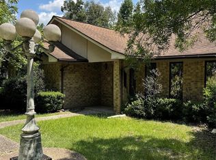 10074 Overbrook Dr, Conroe, TX 77304